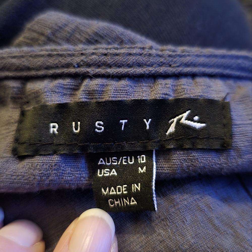 Rusty Gray Tank Top - Picture 9 of 10